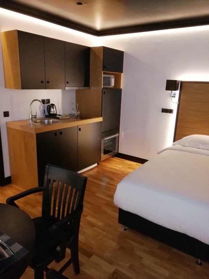 Andromeda Downtown Residence Athene Buitenkant foto